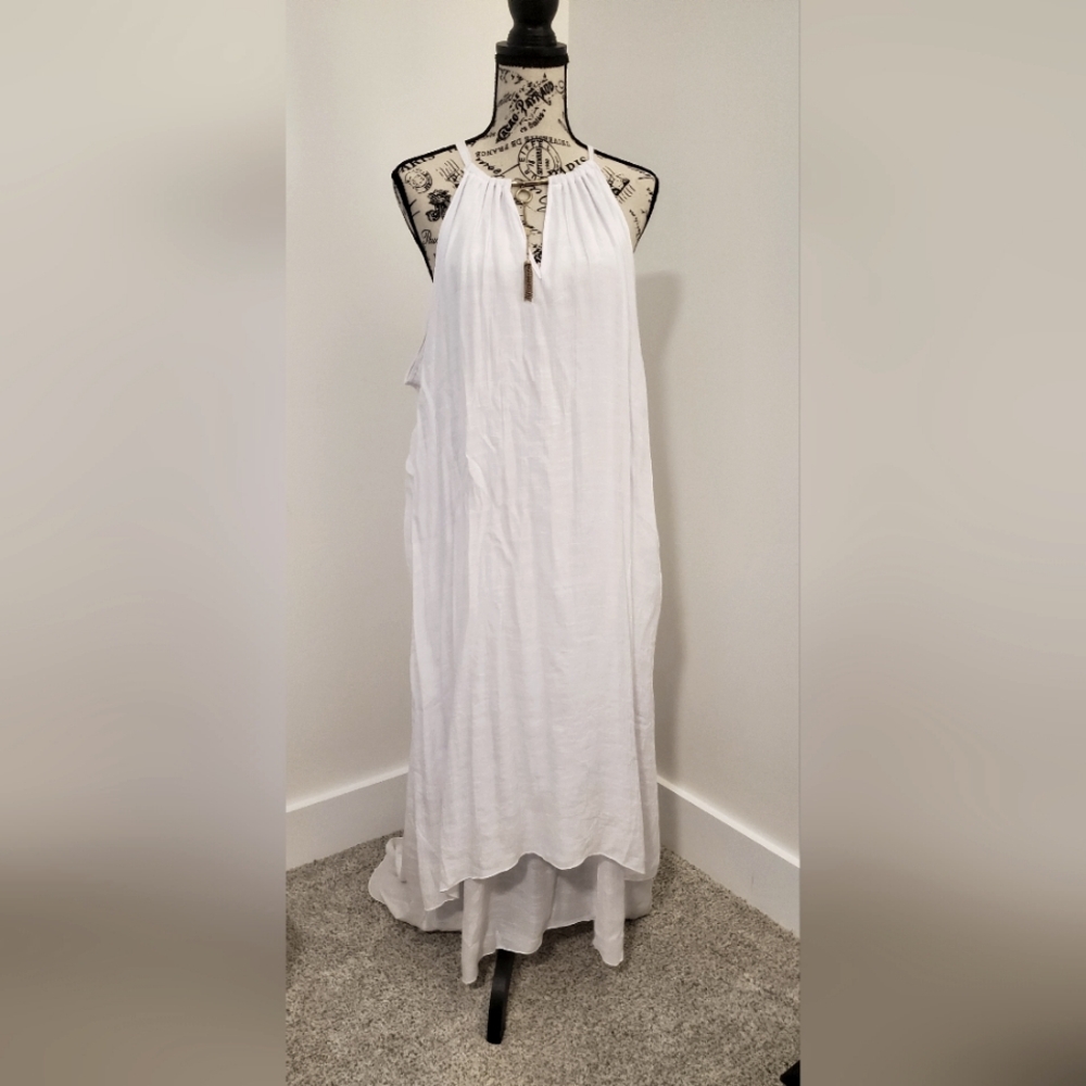 Mlle Gabrielle size 2X white hi-lo maxi dress